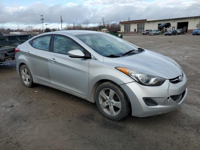 Photo 3 VIN: 5NPDH4AE2BH043398 - HYUNDAI ELANTRA 