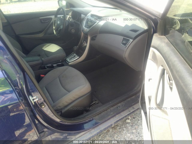 Photo 4 VIN: 5NPDH4AE2BH050402 - HYUNDAI ELANTRA 