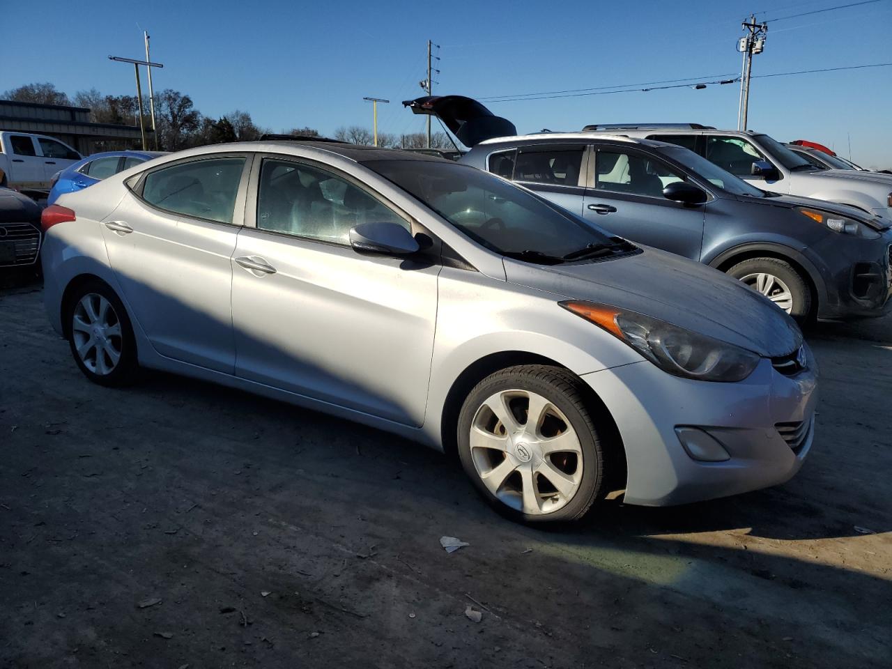 Photo 3 VIN: 5NPDH4AE2BH075848 - HYUNDAI ELANTRA 