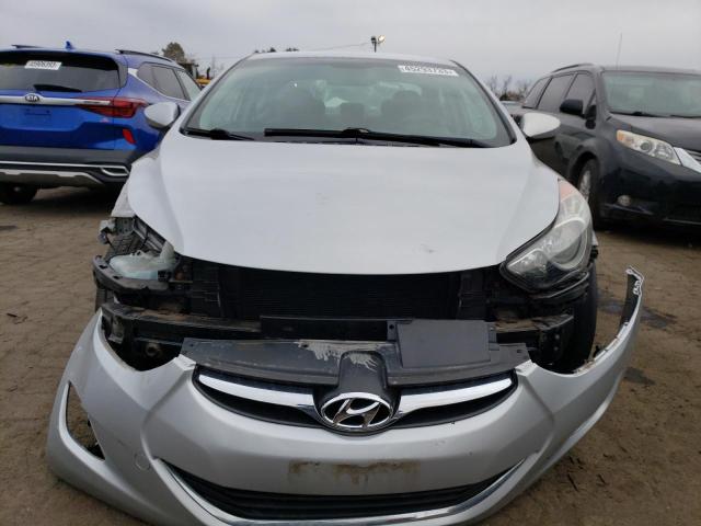 Photo 4 VIN: 5NPDH4AE2CH065693 - HYUNDAI ELANTRA GL 