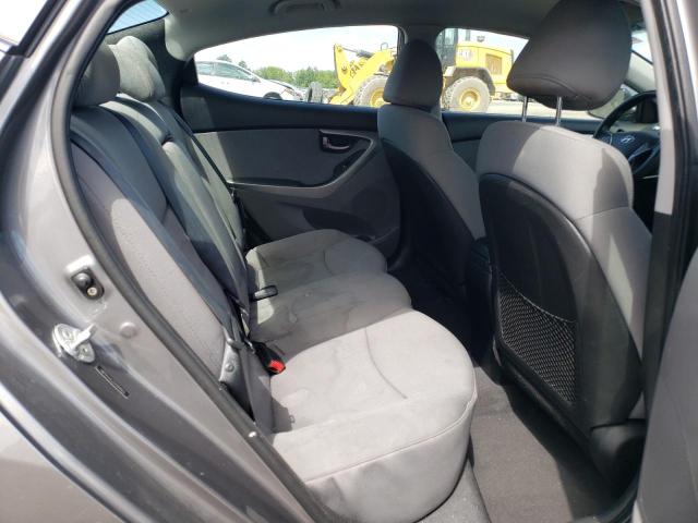 Photo 9 VIN: 5NPDH4AE2CH069663 - HYUNDAI ELANTRA 