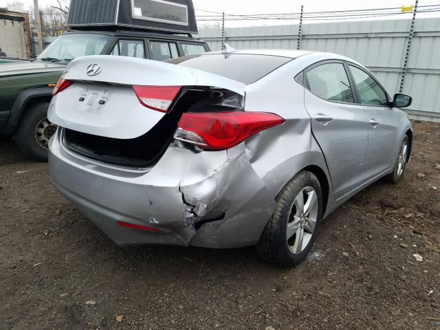 Photo 3 VIN: 5NPDH4AE2CH073504 - HYUNDAI ELANTRA GL 