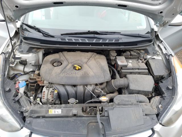 Photo 6 VIN: 5NPDH4AE2CH073504 - HYUNDAI ELANTRA GL 