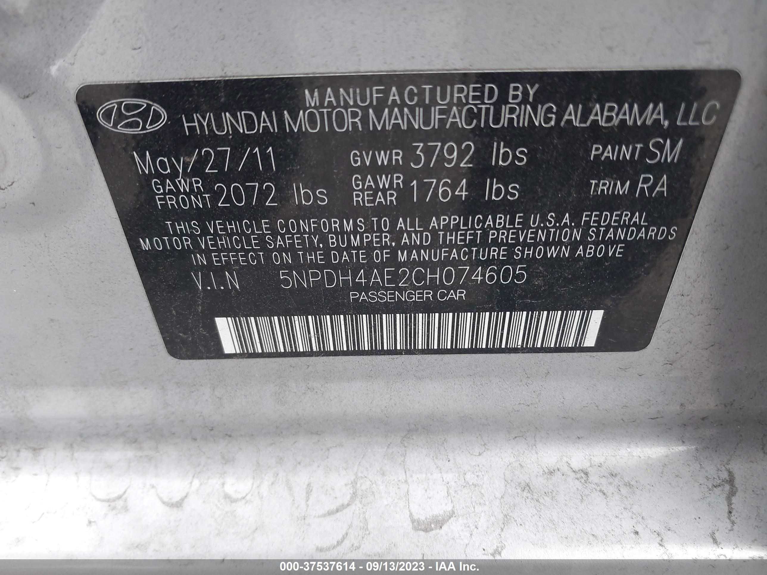 Photo 8 VIN: 5NPDH4AE2CH074605 - HYUNDAI ELANTRA 