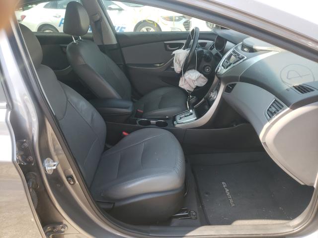 Photo 4 VIN: 5NPDH4AE2CH081098 - HYUNDAI ELANTRA GL 