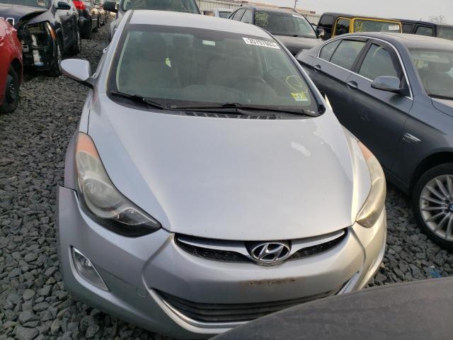 Photo 4 VIN: 5NPDH4AE2CH082204 - HYUNDAI ELANTRA GL 