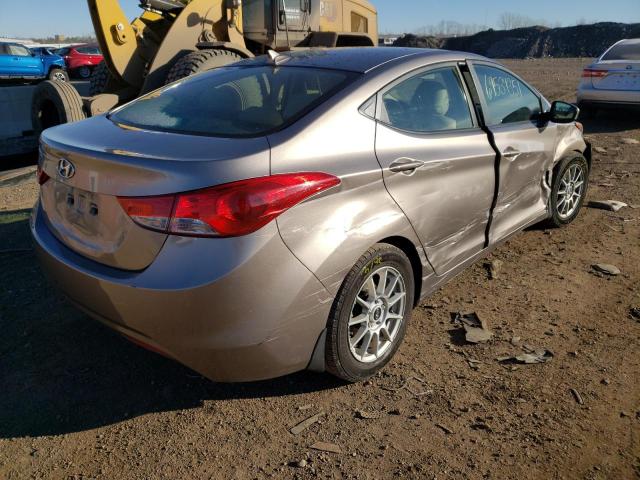 Photo 3 VIN: 5NPDH4AE2CH090061 - HYUNDAI ELANTRA GL 