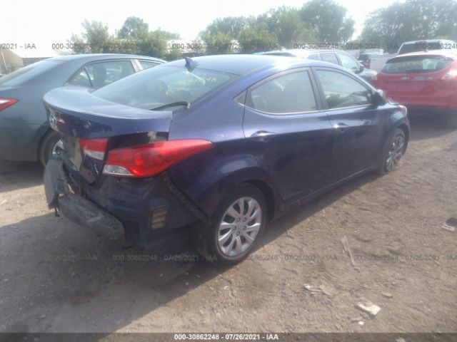 Photo 3 VIN: 5NPDH4AE2CH090593 - HYUNDAI ELANTRA 