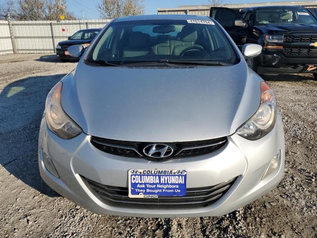 Photo 4 VIN: 5NPDH4AE2CH090867 - HYUNDAI ELANTRA 