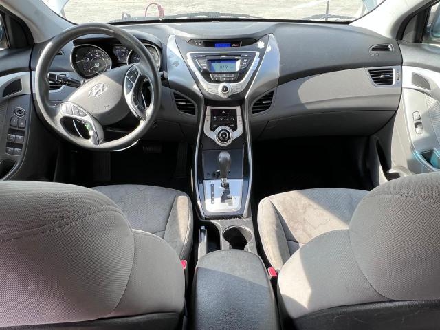 Photo 7 VIN: 5NPDH4AE2CH092165 - HYUNDAI ELANTRA GL 