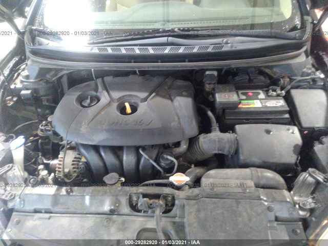 Photo 9 VIN: 5NPDH4AE2CH097298 - HYUNDAI ELANTRA 