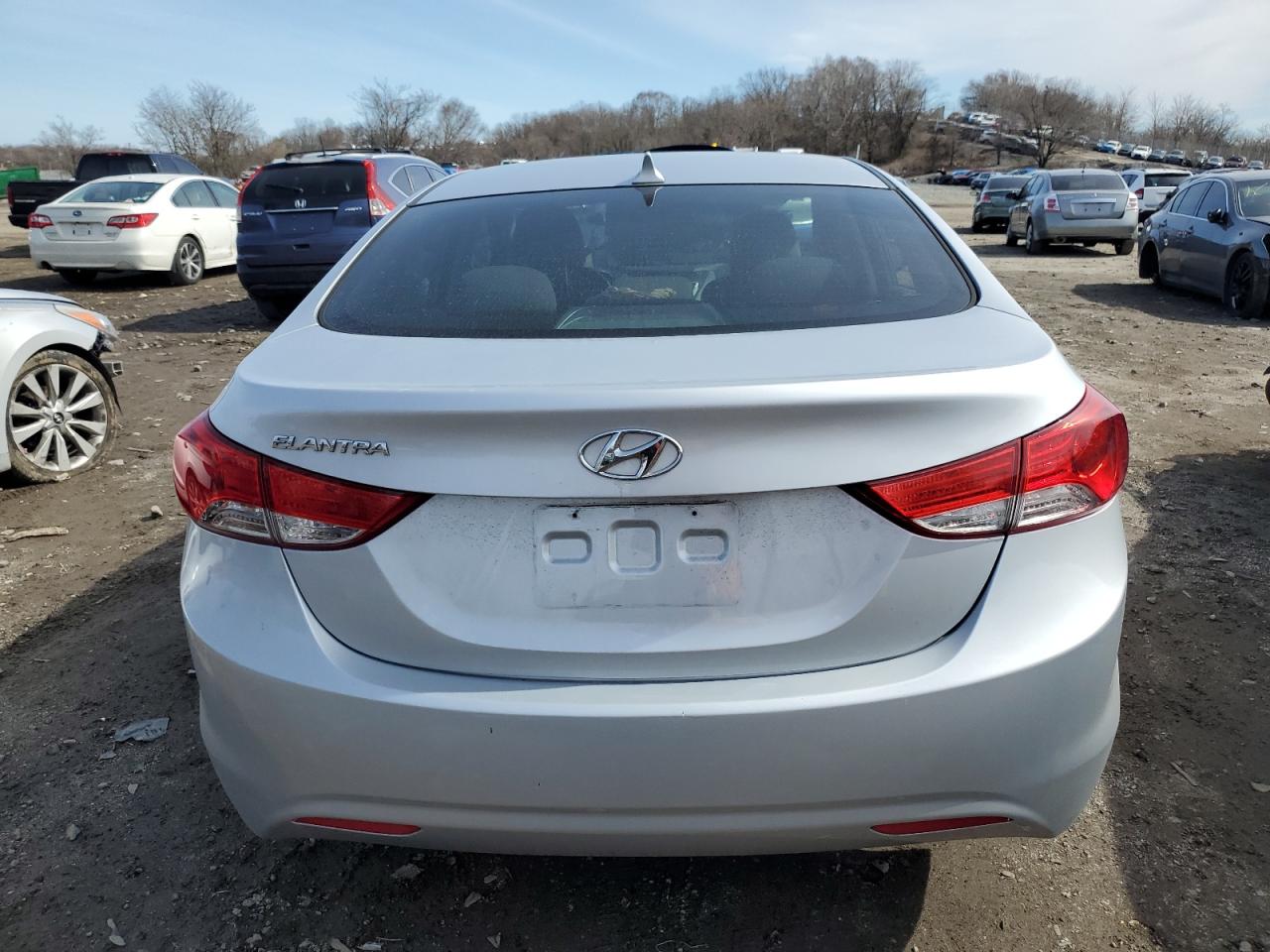 Photo 5 VIN: 5NPDH4AE2CH108137 - HYUNDAI ELANTRA 