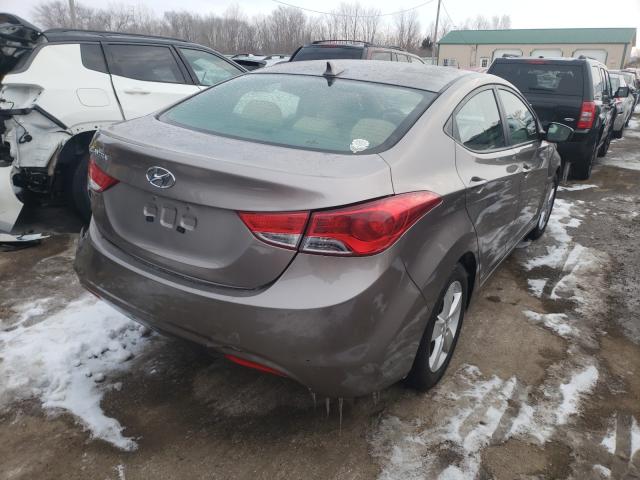 Photo 3 VIN: 5NPDH4AE2CH110602 - HYUNDAI ELANTRA GL 