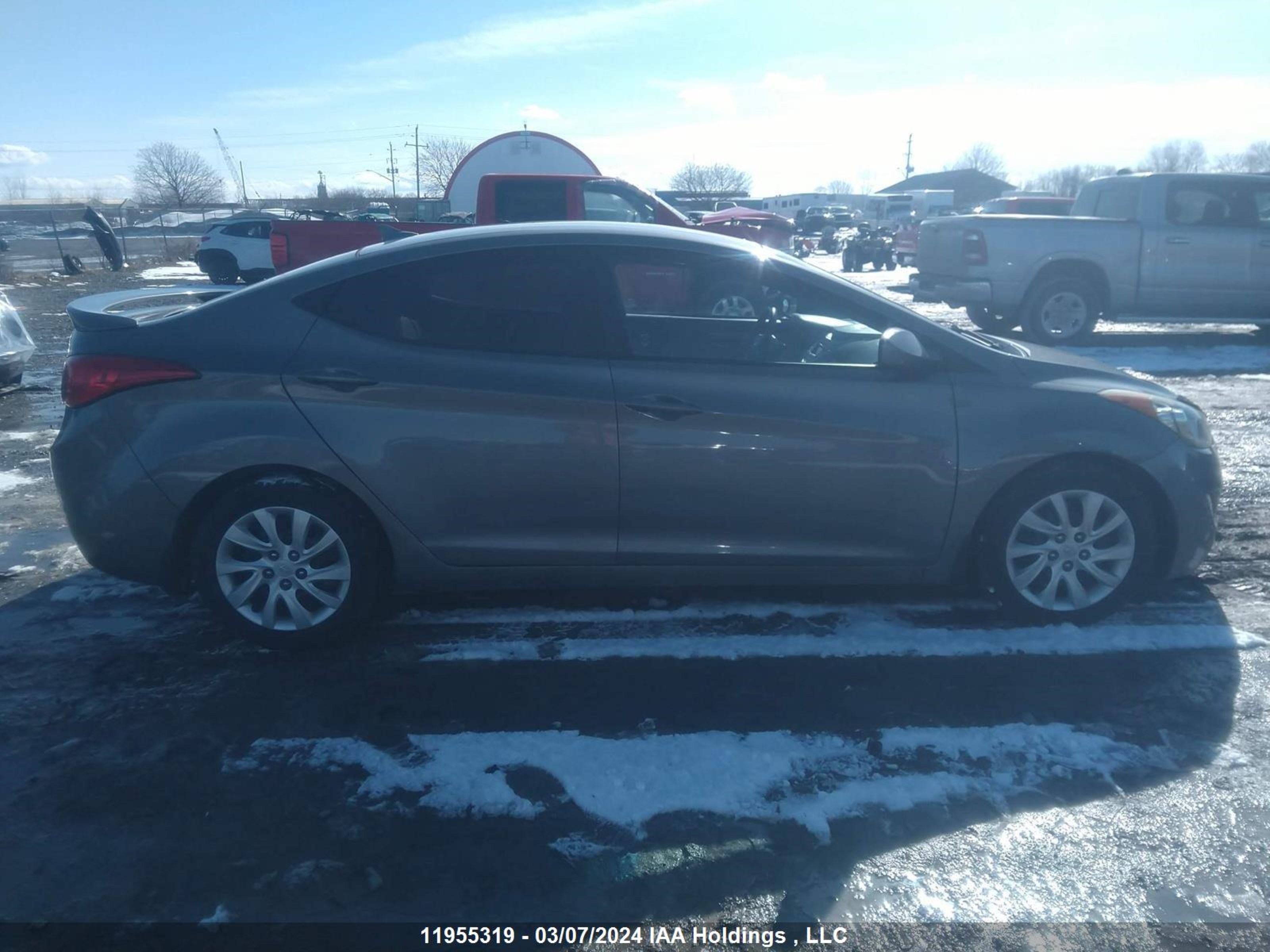 Photo 12 VIN: 5NPDH4AE2CH123575 - HYUNDAI ELANTRA 