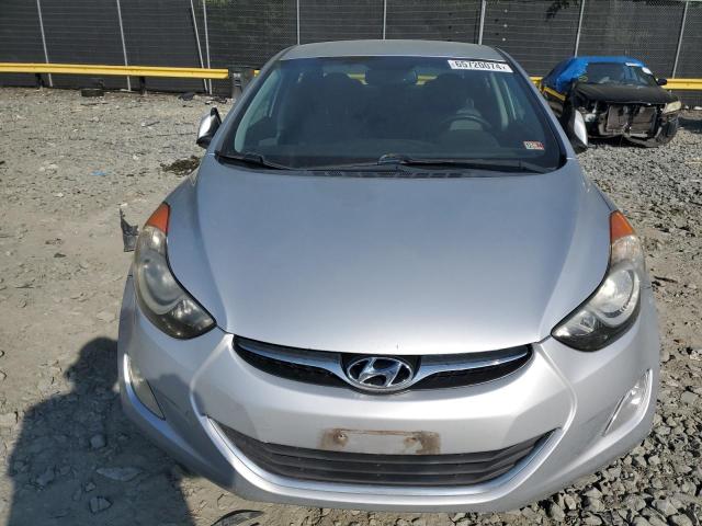 Photo 4 VIN: 5NPDH4AE2CH126279 - HYUNDAI ELANTRA GL 