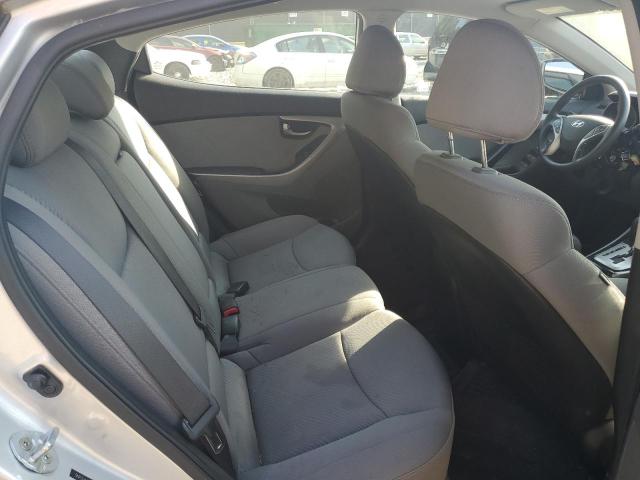 Photo 9 VIN: 5NPDH4AE2CH126279 - HYUNDAI ELANTRA GL 