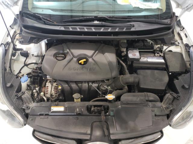 Photo 6 VIN: 5NPDH4AE2CH128212 - HYUNDAI ELANTRA GL 