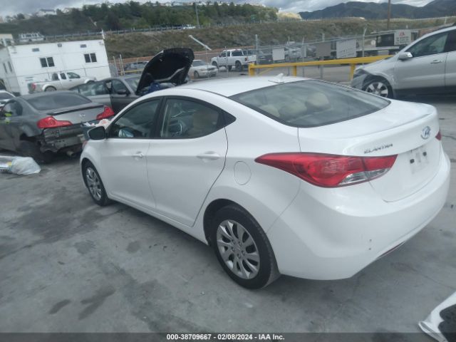 Photo 2 VIN: 5NPDH4AE2CH134205 - HYUNDAI ELANTRA 