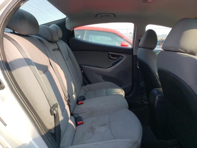 Photo 5 VIN: 5NPDH4AE2CH138397 - HYUNDAI ELANTRA GL 