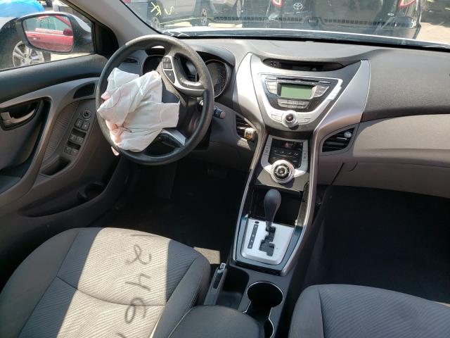 Photo 8 VIN: 5NPDH4AE2CH140005 - HYUNDAI ELANTRA GL 