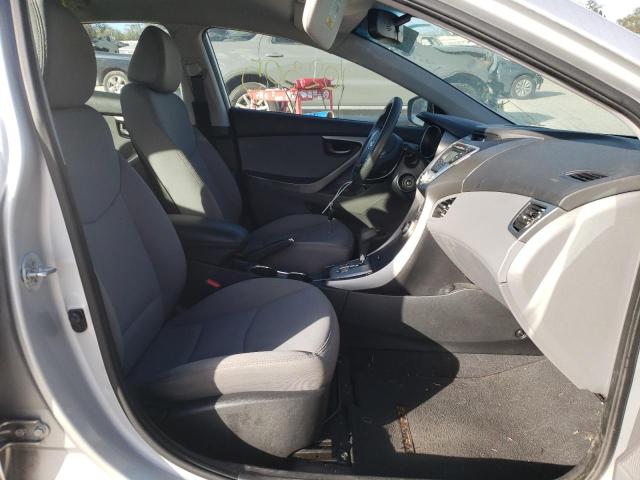 Photo 4 VIN: 5NPDH4AE2CH141378 - HYUNDAI ELANTRA GL 