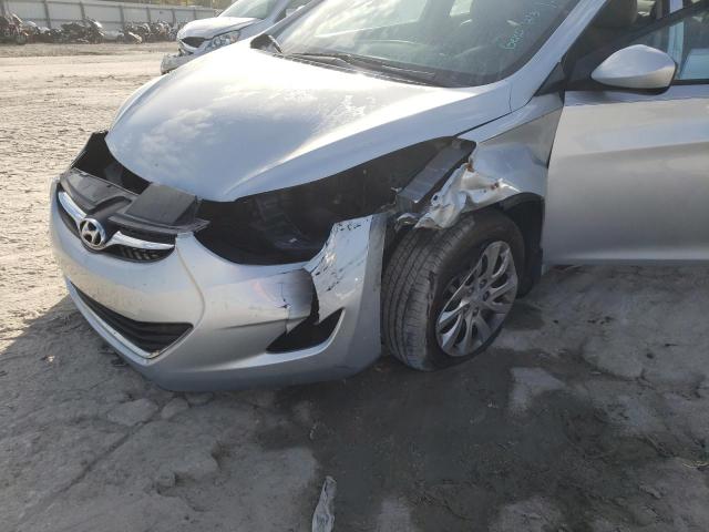 Photo 8 VIN: 5NPDH4AE2CH141378 - HYUNDAI ELANTRA GL 