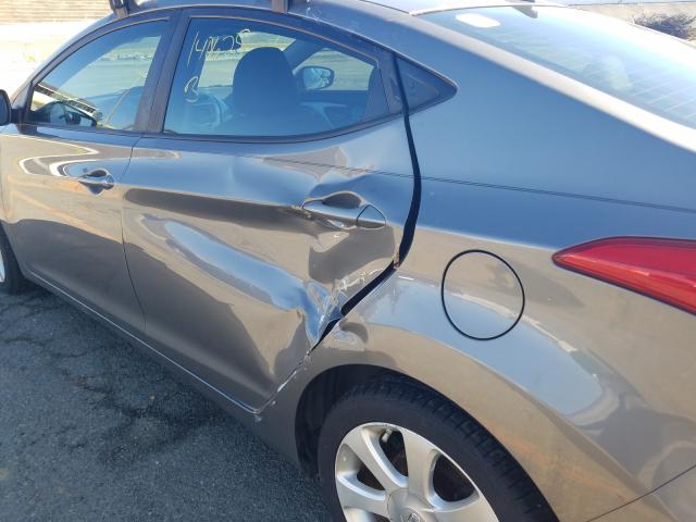 Photo 8 VIN: 5NPDH4AE2CH148802 - HYUNDAI ELANTRA GL 