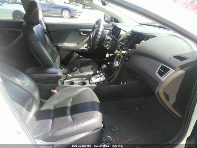 Photo 4 VIN: 5NPDH4AE2CH149139 - HYUNDAI ELANTRA 