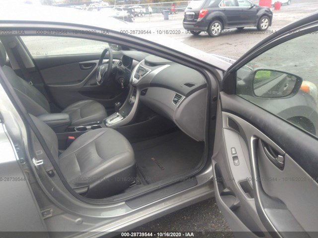 Photo 4 VIN: 5NPDH4AE2CH150906 - HYUNDAI ELANTRA 