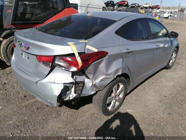 Photo 3 VIN: 5NPDH4AE2DH152169 - HYUNDAI ELANTRA 