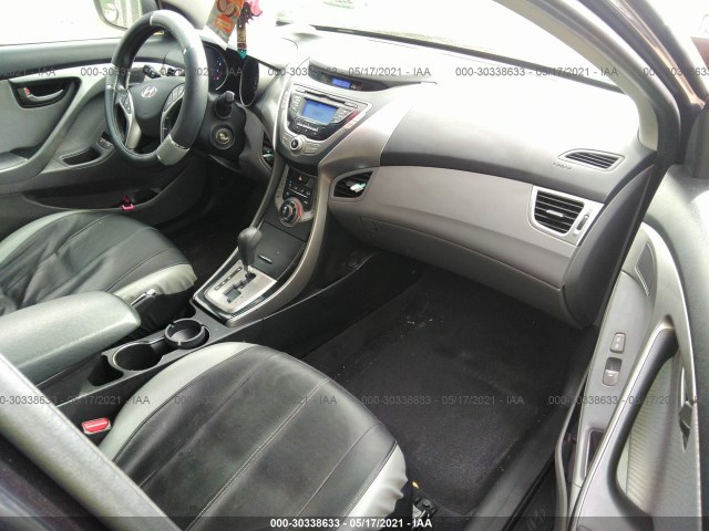 Photo 4 VIN: 5NPDH4AE2DH185222 - HYUNDAI ELANTRA 