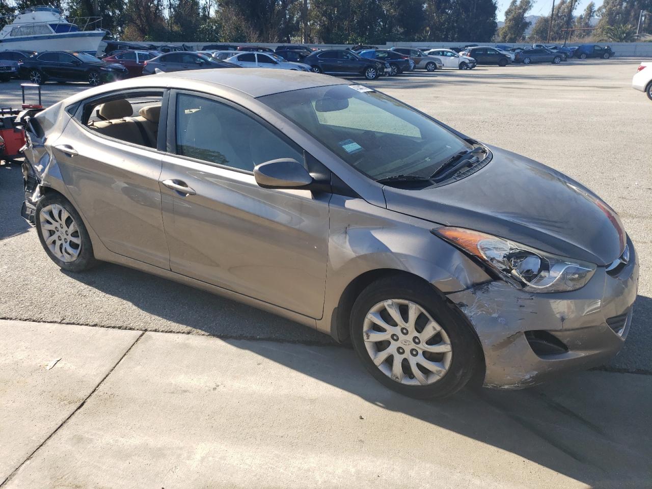 Photo 3 VIN: 5NPDH4AE2DH186256 - HYUNDAI ELANTRA 