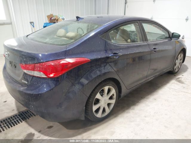 Photo 3 VIN: 5NPDH4AE2DH203914 - HYUNDAI ELANTRA 