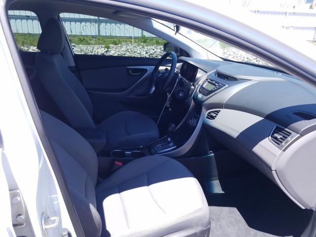 Photo 4 VIN: 5NPDH4AE2DH206568 - HYUNDAI ELANTRA GL 