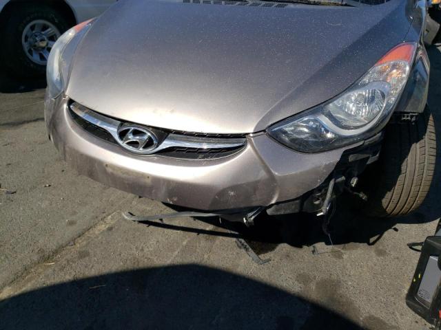 Photo 8 VIN: 5NPDH4AE2DH215982 - HYUNDAI ELANTRA GL 