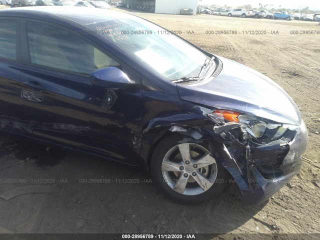 Photo 5 VIN: 5NPDH4AE2DH240638 - HYUNDAI ELANTRA 