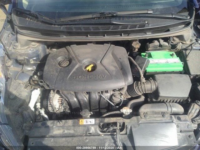 Photo 9 VIN: 5NPDH4AE2DH240638 - HYUNDAI ELANTRA 