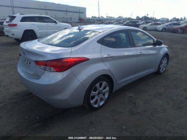 Photo 3 VIN: 5NPDH4AE2DH254037 - HYUNDAI ELANTRA 