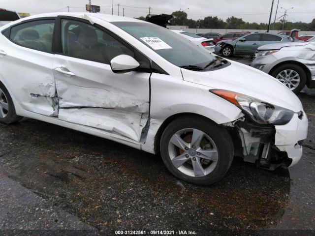 Photo 5 VIN: 5NPDH4AE2DH259030 - HYUNDAI ELANTRA 