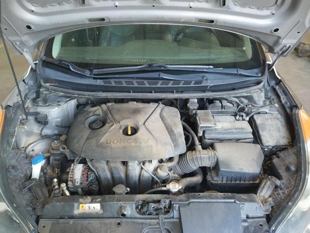 Photo 10 VIN: 5NPDH4AE2DH269153 - HYUNDAI ELANTRA 