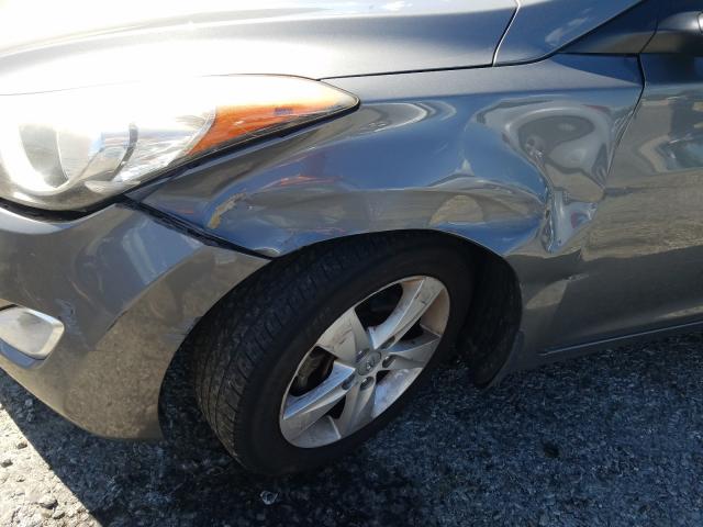 Photo 8 VIN: 5NPDH4AE2DH282954 - HYUNDAI ELANTRA GL 