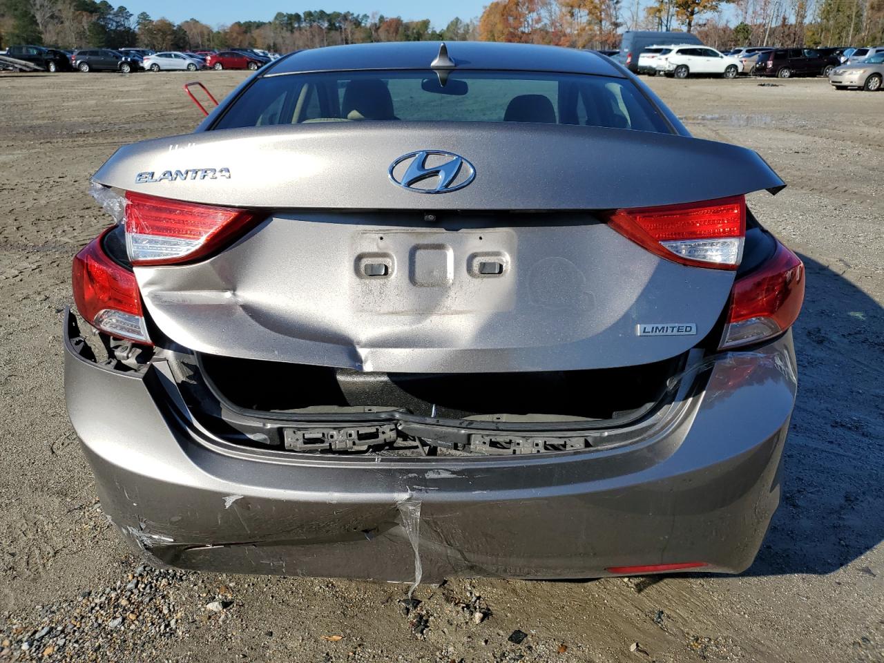 Photo 5 VIN: 5NPDH4AE2DH287538 - HYUNDAI ELANTRA 