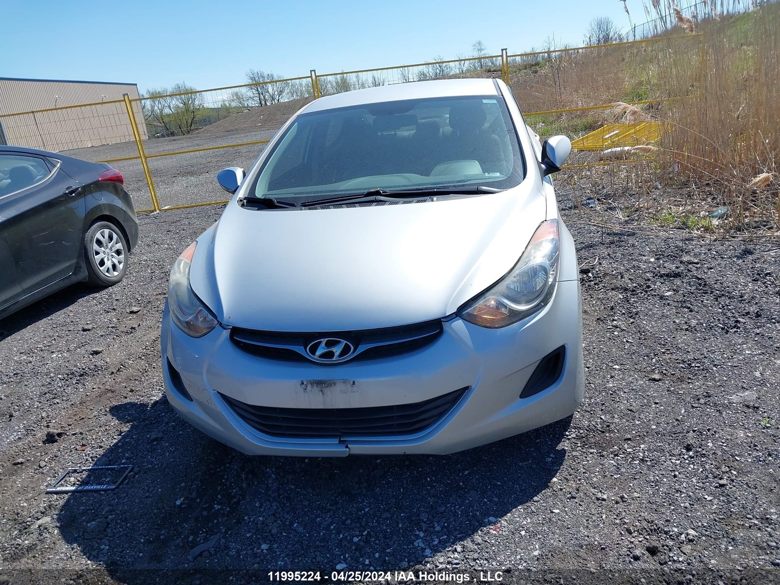 Photo 11 VIN: 5NPDH4AE2DH298135 - HYUNDAI ELANTRA 