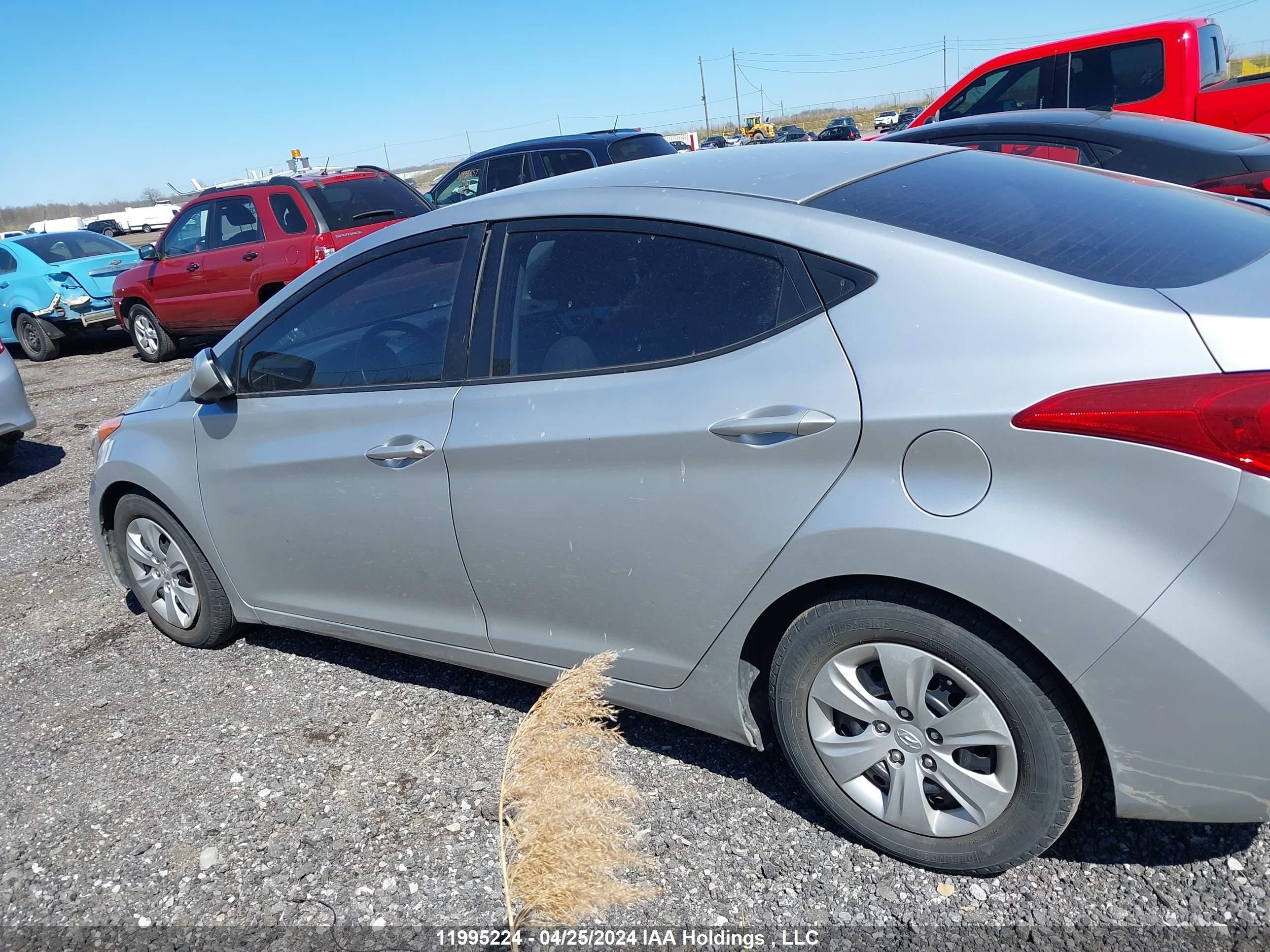 Photo 13 VIN: 5NPDH4AE2DH298135 - HYUNDAI ELANTRA 