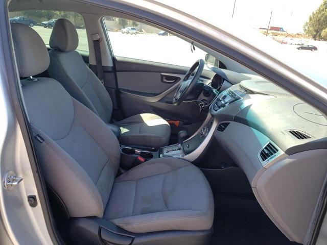 Photo 4 VIN: 5NPDH4AE2DH309327 - HYUNDAI ELANTRA GL 