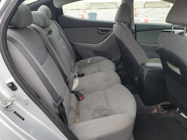 Photo 9 VIN: 5NPDH4AE2DH310686 - HYUNDAI ELANTRA 