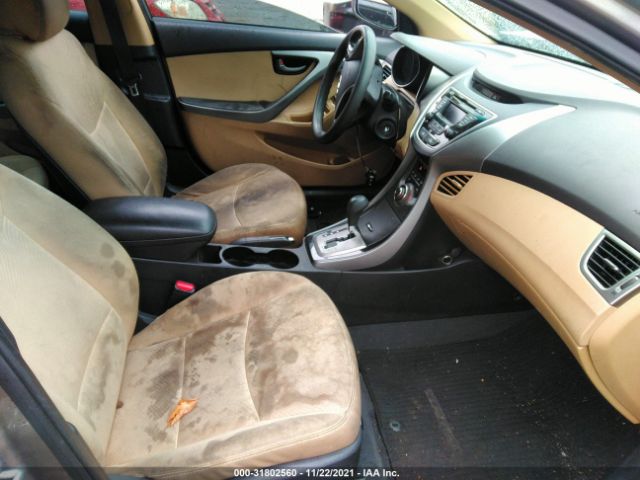 Photo 4 VIN: 5NPDH4AE2DH313099 - HYUNDAI ELANTRA 