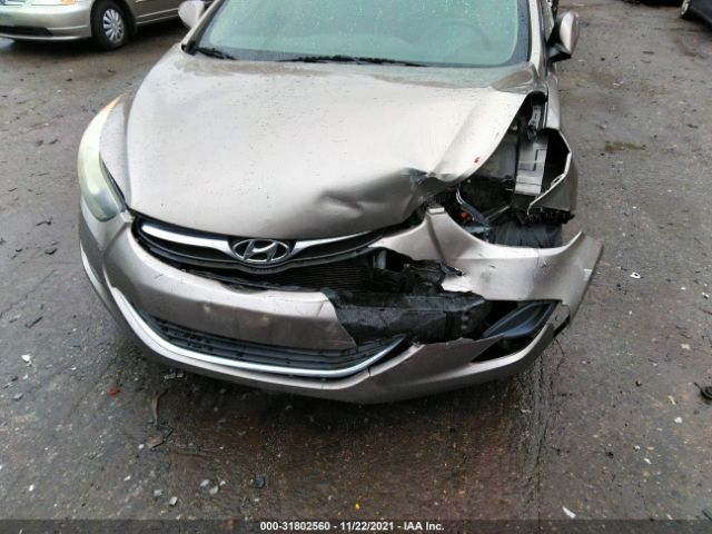 Photo 5 VIN: 5NPDH4AE2DH313099 - HYUNDAI ELANTRA 