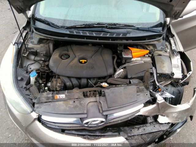 Photo 9 VIN: 5NPDH4AE2DH313099 - HYUNDAI ELANTRA 