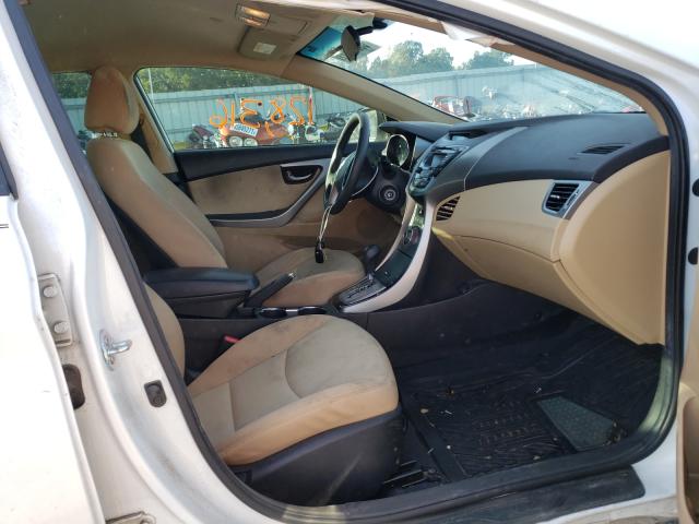 Photo 4 VIN: 5NPDH4AE2DH314737 - HYUNDAI ELANTRA GL 